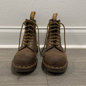 Dr Martens 1460 Crazy Horse Boots. Size 8.5 US Women. Used - Great Condition